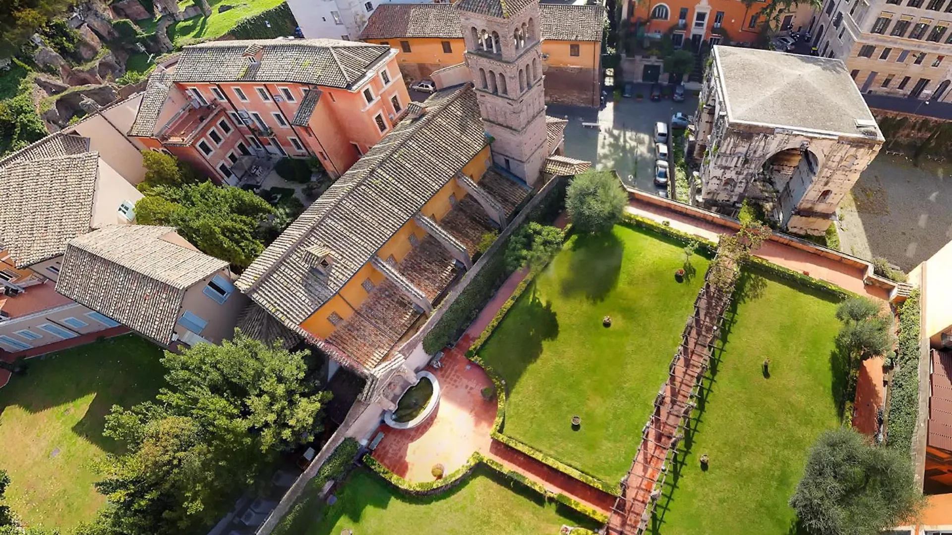 Exclusive Retreat Between History And Comfort Rzym Włochy